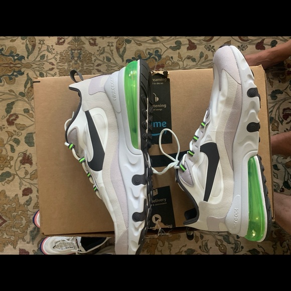 Men’s Nike Air Max 270 React Size 13 - Picture 3 of 5